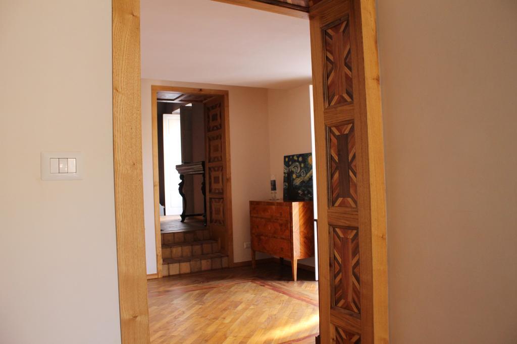 Treasures Apartment Катанія Екстер'єр фото
