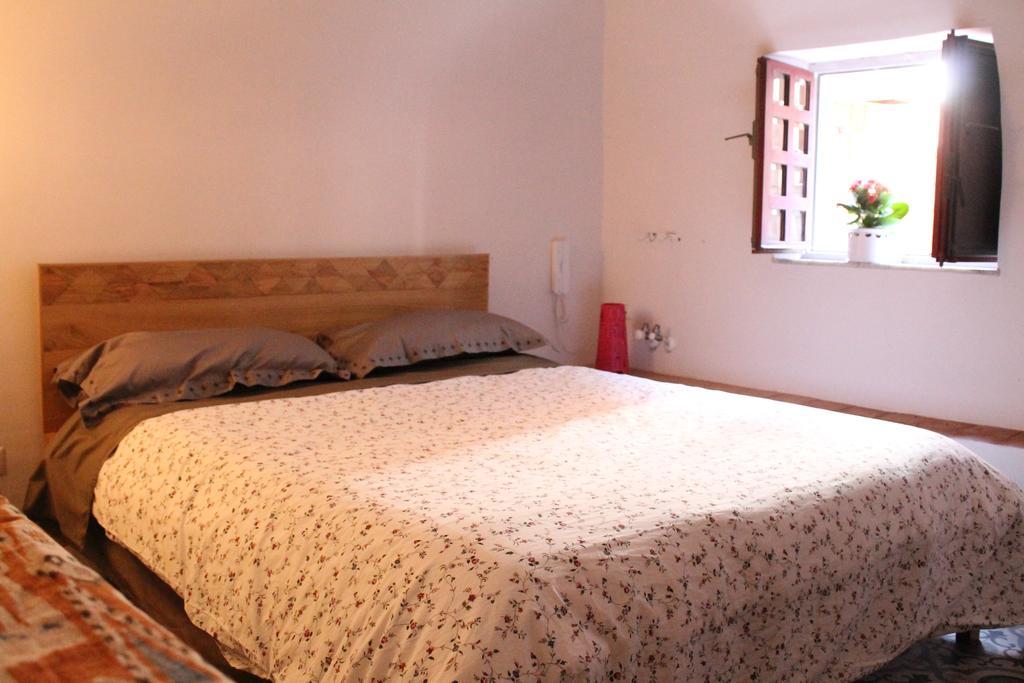 Treasures Apartment Катанія Екстер'єр фото