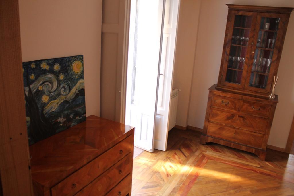 Treasures Apartment Катанія Екстер'єр фото